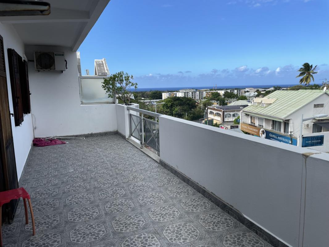 À Saint-Denis, appartement F4 de 71 m2 avec Grande terrasse