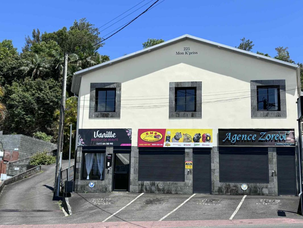 LOCQL COMMERCIAL 65 M2
