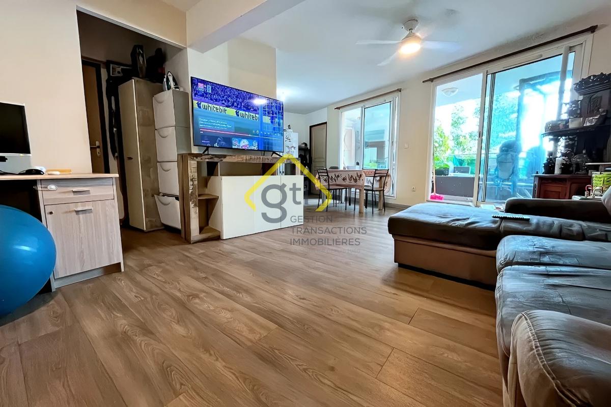 Moderne Maisons d'Hôtes Quartier 