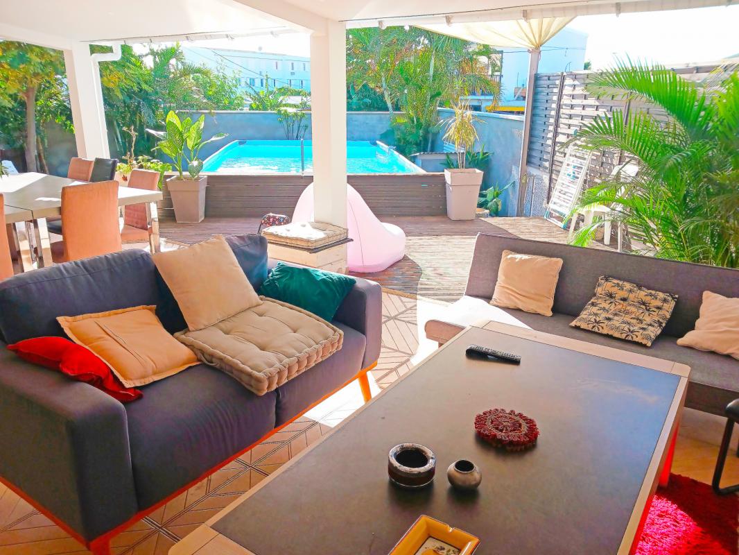 RARE À SAISIR   MAISON + 2 LOGEMENTS LOCATIFS SUR 525 m2 DE