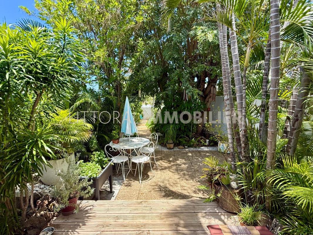 Moderne Maisons d'Hôtes Quartier 