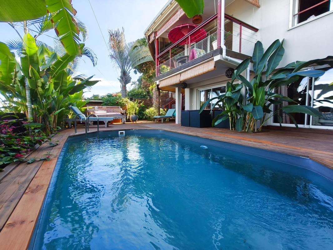 Villa T6 - 125 m2 - Etang Saint Leu